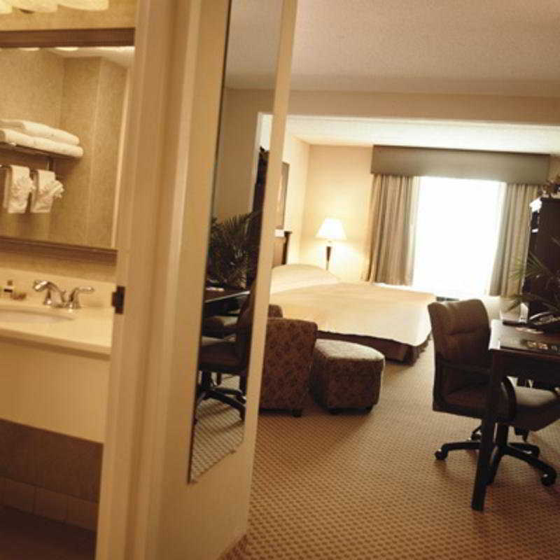 Hotel Wingate By Wyndham Regina Exterior foto